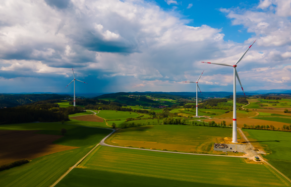Zákon o zrychleném zavádění OZE vstupuje do Sněmovny, obcím garantuje příjmy z větrných elektráren